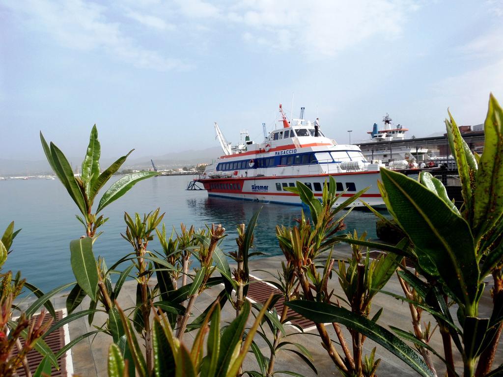 Nerissa Holiday Apartment ميلاتسو المظهر الخارجي الصورة